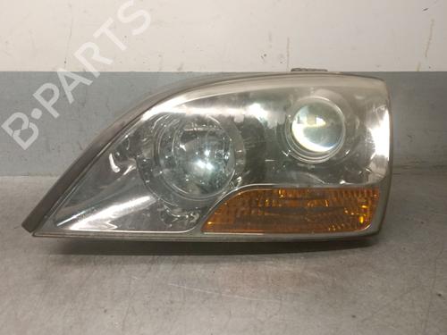 Used Left headlight KIA SORENTO I (JC) 2.5 CRDi 4WD (140 hp) 22722213