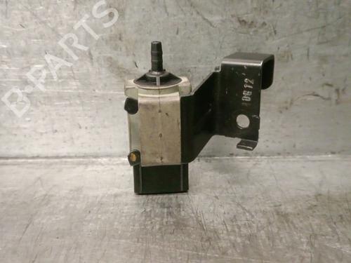 Used Electronic module KIA SPORTAGE III (SL) 2.0 CRDi (136 hp) 31628890