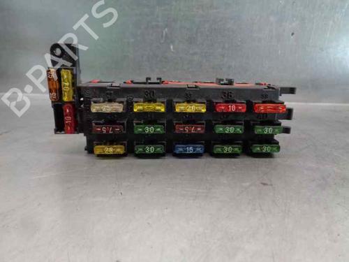 Used Fuse box MERCEDES-BENZ S-CLASS (W140) 300 SE, SEL/S320 (140.032, 140.033) (231 hp) 8235492