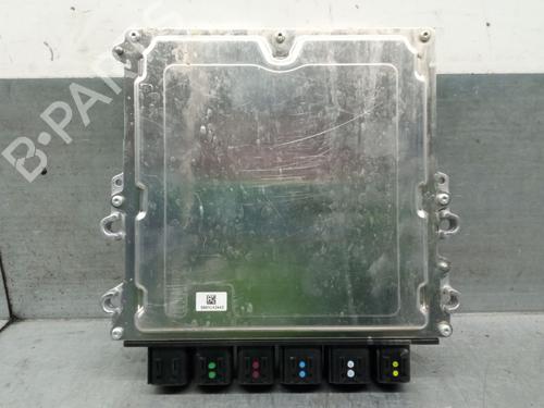 Engine control unit (ECU) LAND ROVER DEFENDER Station Wagon (L663) D250 MHEV 4x4 | BP30298696M57