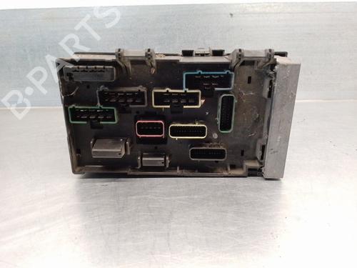 Used Fuse box Fuse box CHRYSLER VOYAGER IV (RG, RS) 2.5 CRD (141 hp) 13245220 13245220