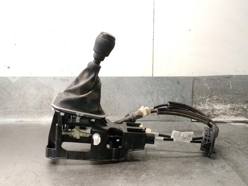 Used Gear lever DACIA SANDERO III 1.0 TCe 90 (91 hp) 29730192