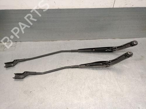 Front windshield wiper arm FIAT 500L (351_, 352_) 1.3 D Multijet (199.LYM11, 199.LYM1A) | BP29335929C143 