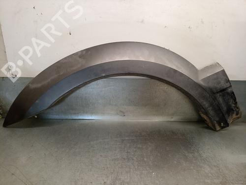 Used Front left wheel arch trim KIA SORENTO I (JC) 2.5 CRDi 4WD (140 hp) 20331885