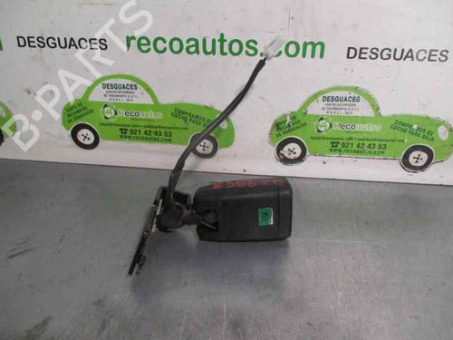 Seat buckle KIA CEE'D SW (ED) 2.0 CRDi 140 2 | PIN