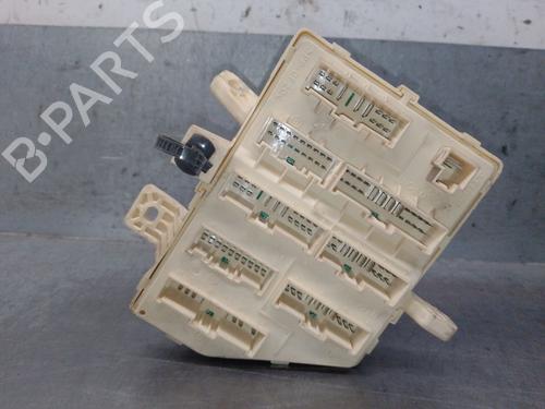 Fuse box KIA CARENS III MPV (UN) 2.0 CRDi 140 | BP40539100E1 - Image 2