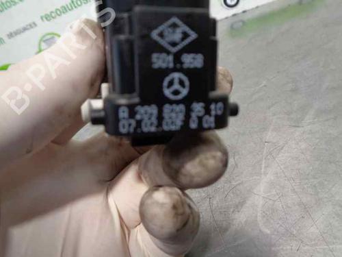 Right rear window switch MERCEDES-BENZ CLK (C209) CLK 320 (209.365) | BP5385765I28 