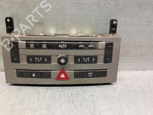 AC Styreenhet / Manøvreringsenhet PEUGEOT 407 (6D_) 2.0 HDi 135 (6DRHRH, 6DRHRE, 6DRHRG, 6DRHRJ) (136 hp) 30507645