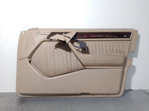 Garniture avant droite MERCEDES-BENZ E-CLASS (W124) E 300 D (124.131) (136 hp) 24917365