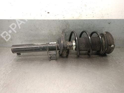 right-front-shock-absorber-vw-golf-vii-5g1-bq1-be1-be2-2012-2013-2014-2015-2016-2017-2018-2019-2020-2021-32520467 main image