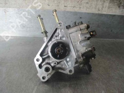 Used Fuel pump VOLVO S40 I (644) 1.8 i (125 hp) 7982802
