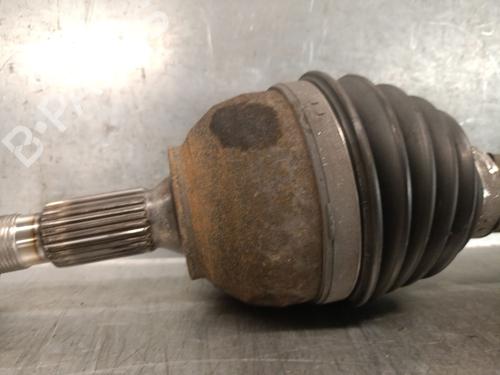 Left front driveshaft PEUGEOT 407 (6D_) 2.0 HDi 135 (6DRHRH, 6DRHRE, 6DRHRG, 6DRHRJ) | BP28163779M38 