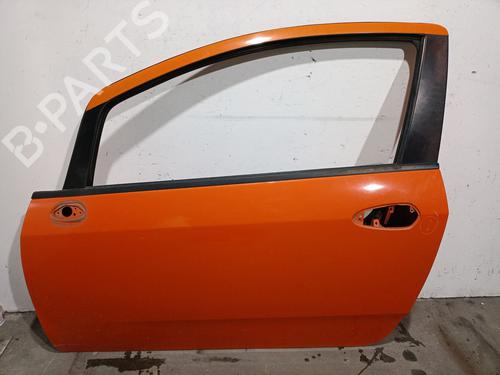 Used Left front door Left front door FIAT GRANDE PUNTO (199_) 1.9 D Multijet (130 hp) 33130553 33130553