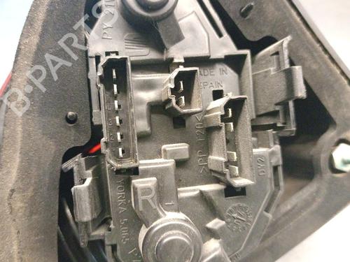 Right taillight SEAT LEON (1M1) 1.9 TDI | BP27706602C35 