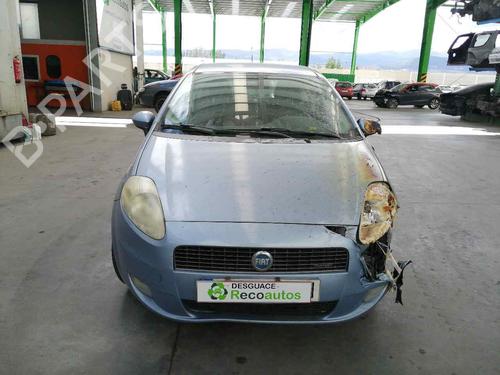 Fuse box FIAT GRANDE PUNTO (199_) 1.3 D Multijet | BP9810009E1 