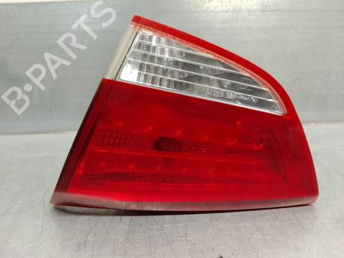 Used Right tailgate light Right tailgate light 16056070 16056070