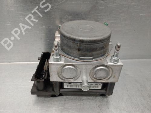 Used ABS pump DACIA LOGAN MCV (KS_) 1.5 dCi (KS0W) (86 hp) 11800366