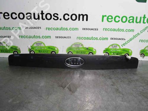 Used Tailgate handle KIA CERATO I Hatchback (LD) 1.5 CRDi (102 hp) 6638288