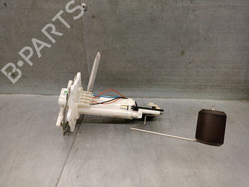 Used Fuel pump Fuel pump KTM MOTORCYCLES DUKE 125 Duke ABS (15 hp) 33953103 33953103