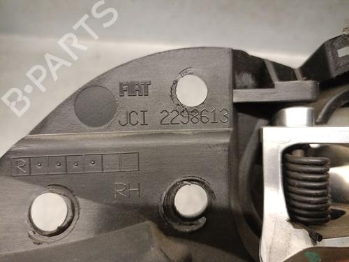 Front right interior door handle FIAT 500L (351_, 352_) 1.6 D Multijet (199LYE1B) | BP38060667I14 - Image 3