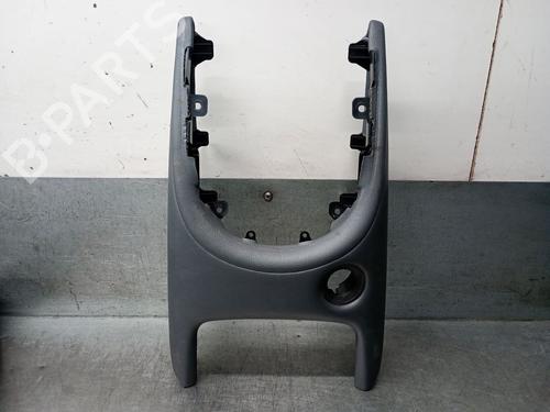 Used Middle console NISSAN JUKE (F16_) DIG-T 117 (117 hp) 28610036