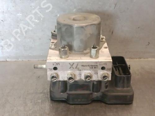Used ABS pump NISSAN X-TRAIL III (T32_, T32R, T32RR) 1.6 dCi ALL MODE 4x4-i (NT32) (130 hp) 25246180
