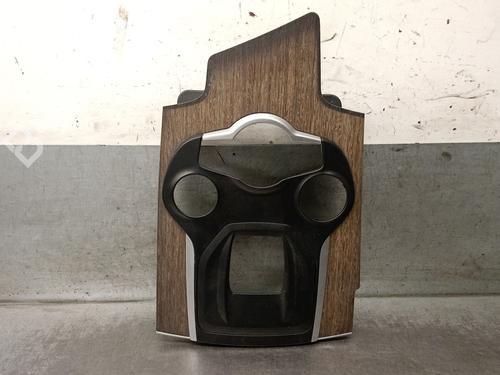 Used Middle console Middle console 38558007 38558007