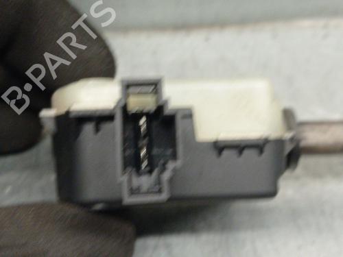 Tailgate lock FORD MONDEO III Saloon (B4Y) 2.0 TDCi | BP27701782C101 