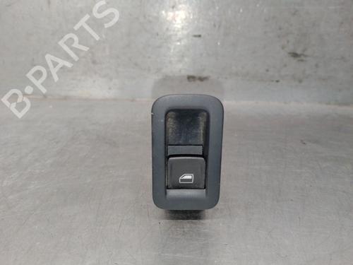 Højre bagtil elrude kontakt Højre bagtil elrude kontakt VW GOLF VII Variant (BA5, BV5) 1.6 (110 hp) 39814623 39814623