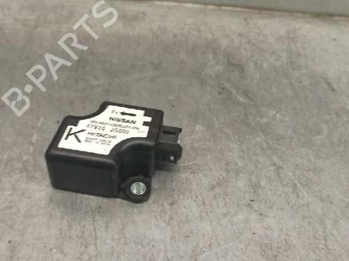 Used Electronic sensor NISSAN X-TRAIL II (T31) 2.0 dCi 4x4 (150 hp) 7104449