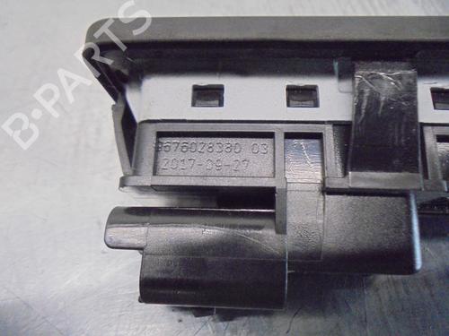 Tailgate handle CITROËN C3 / C3 ORIGIN III (SX) 1.2 VTi 82 | BP15045767C132 