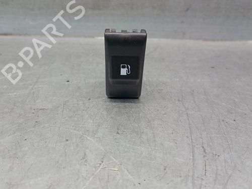 Used Fuel door actuator MAZDA CX-3 (DK) 2.0 SKYACTIV-G (DK5W, DK6W) (120 hp) 30401497