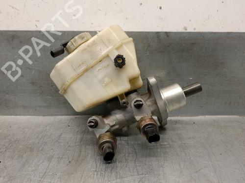 Used Brake master cylinder BMW 3 Touring (E46) 320 d (150 hp) 29474024
