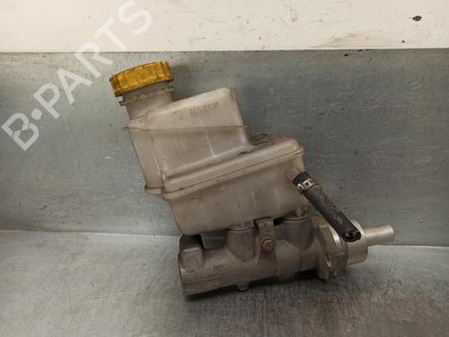 Used Brake master cylinder Brake master cylinder 17632726 17632726