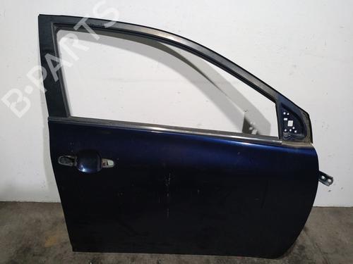 Used Right front door TOYOTA COROLLA Saloon (_E15_) 2.0 D-4D (ADE150) (126 hp) 32192963