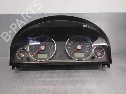 Used Instrument cluster FORD MONDEO III Saloon (B4Y) 2.0 TDCi (130 hp) 16026868