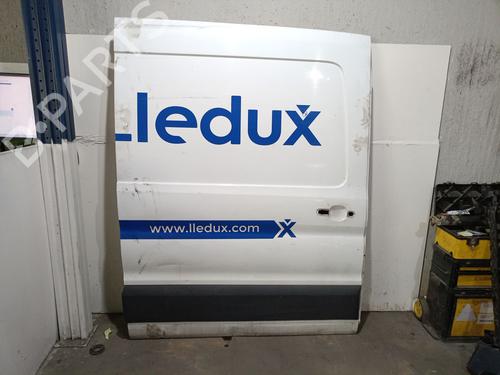 Used Right slide door Right slide door 37219368 37219368