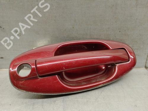 Used Front right exterior door handle HYUNDAI SANTA FÉ I (SM) 2.0 CRDi (113 hp) 27605227