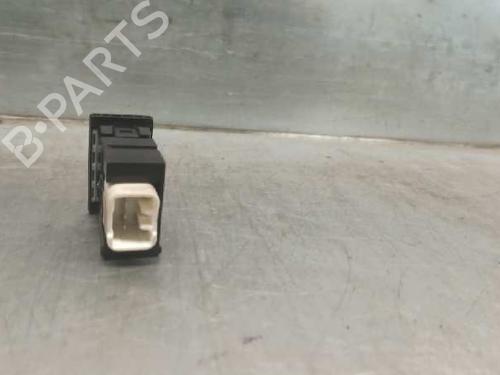 Headlight switch TOYOTA COROLLA Verso (_E12_) 1.6 VVT-i (ZZE121_, ZZE121R) | BP20257165I24 