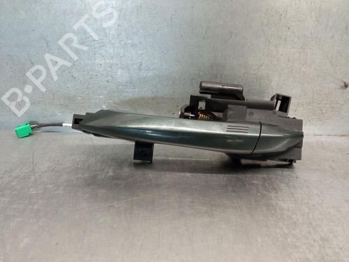 Used Front left exterior door handle HYUNDAI TUCSON (TL, TLE) 2.0 CRDi All-wheel Drive (136 hp) 28081040
