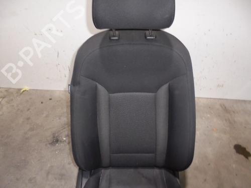Right front seat HYUNDAI i40 I CW (VF) 1.7 CRDi | BP8405265C16 