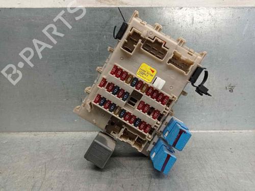 Used Fuse box NISSAN PRIMERA (P12) 1.6 (109 hp) 9538955