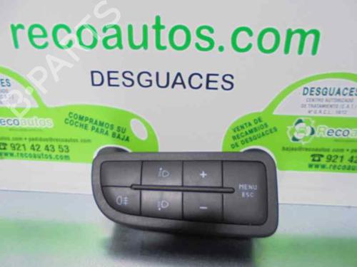 Used Headlight switch FIAT PUNTO EVO (199_) 1.3 D Multijet (199AXC1A, 199BXC1A, 199AXT1A, 199BXT1A) (75 hp) 20246437