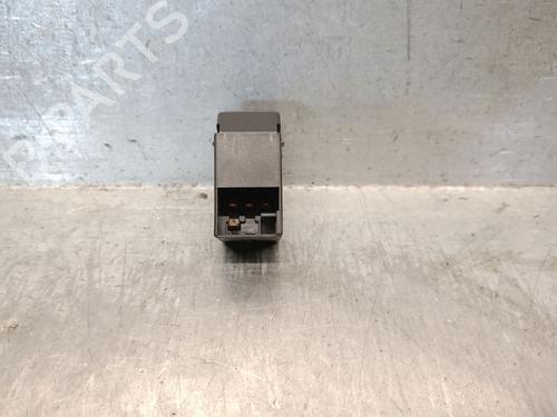 Venstre fortil elrude kontakt VW NEW BEETLE (9C1, 1C1) 1.9 TDI | BP28214215I27 