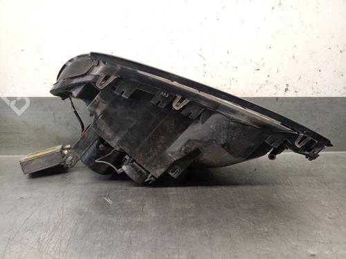 Right headlight BMW X5 (E53) 3.0 d | BP40462216C29 - Image 2