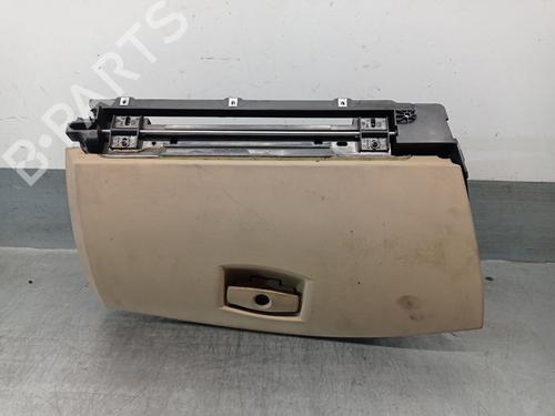 Used Glove box BMW 5 Touring (E61) 525 d (177 hp) 27363958