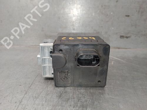 electronic-module-renault-megane-iii-hatchback-bz01_-b3_-2008-39666995 main image
