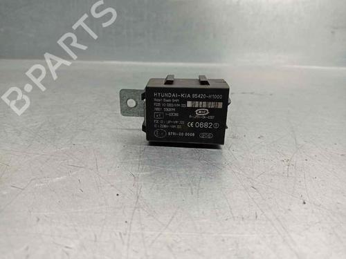 Used Control unit KIA CARENS III MPV (UN) 2.0 CRDi 140 (140 hp) 11424350
