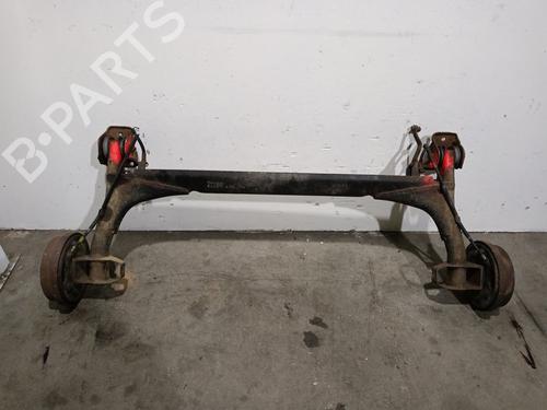 Used Rear axle VW PASSAT B2 Variant (33B) 1.6 D (54 hp) 32187177