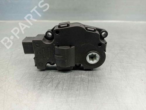 Heater blower motor LAND ROVER RANGE ROVER SPORT II (L494) 3.0 TDV6 4x4 | BP13917839M62 